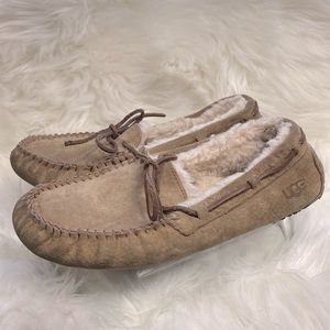 Ugg Dakota leather suede slipper moccasin wool chestnut Women’s size 7 preowned